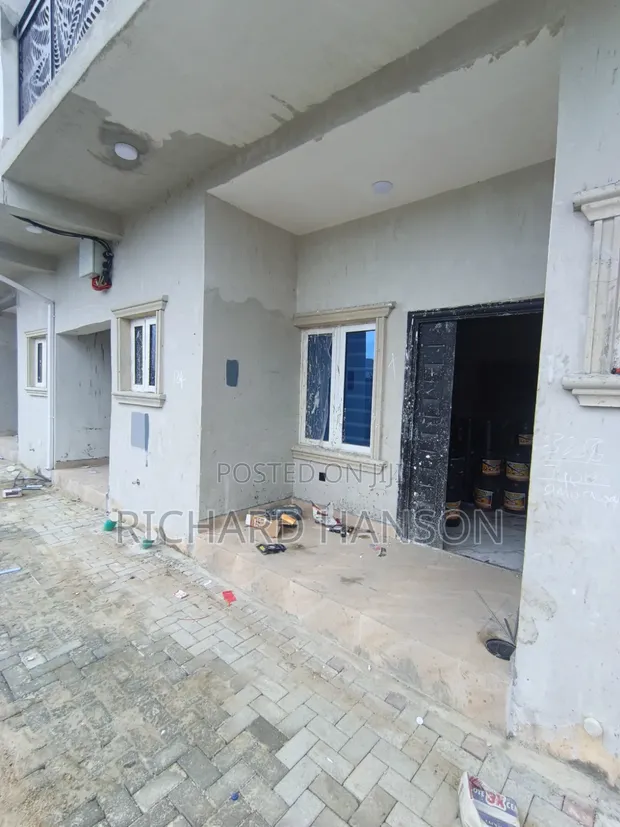 2 Bedroom Apartment for Rent in Hopeville, Sangotedo - 1