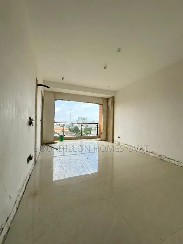 4 Bedroom Penthouse for Sale, Victoria Island - 1