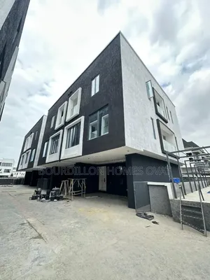 5 Bedroom Duplex with Pool & BQ in Orchid, Lekki