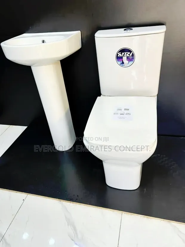 Brand New Vstar Mini Set Water Closet with Dual Flush - 1