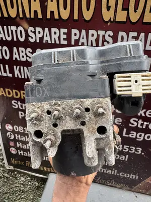 Toyota RAV4 2006-2008 ABS Hydraulic Pump