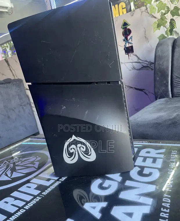 PS5 Slim Digital Edition + Original Controller - 1