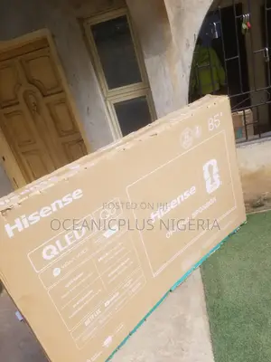 Hisense 85" QLED Q Series Smart TV