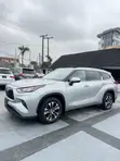 2020 Toyota Highlander XLE AWD Silver - 3