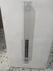 Ubiquiti UniFi Switch 24-Port Gigabit PoE Managed - 1
