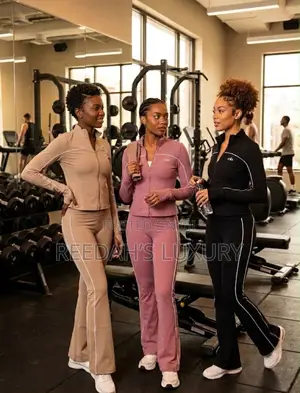 Sleek Contrast Active Wear Set