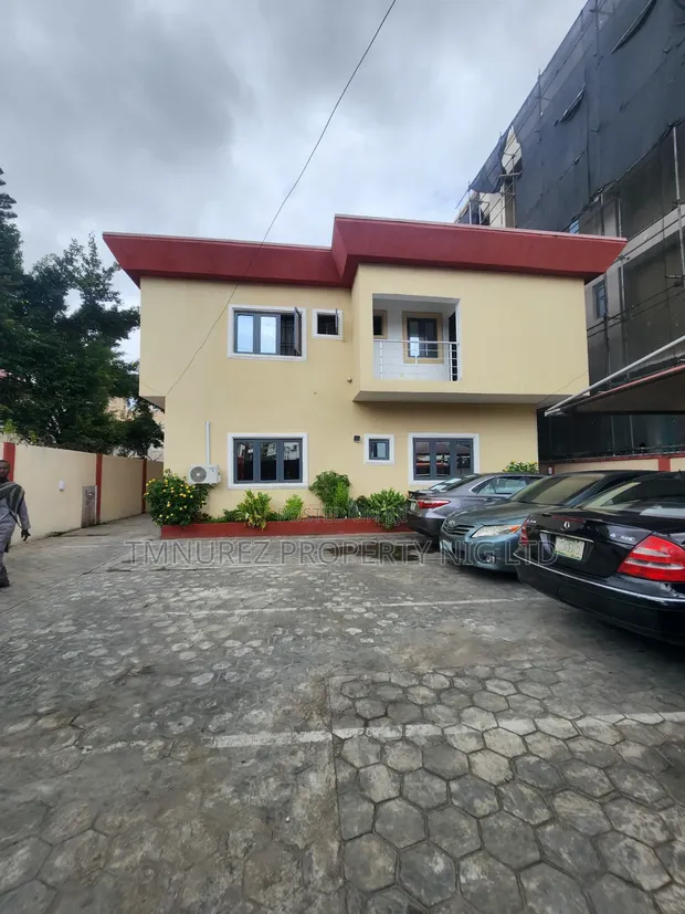 Gidan haya na dakuna 3 a Lekki Phase 1 - 1