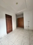Gidan haya na dakuna 3 a Lekki Phase 1 - 4
