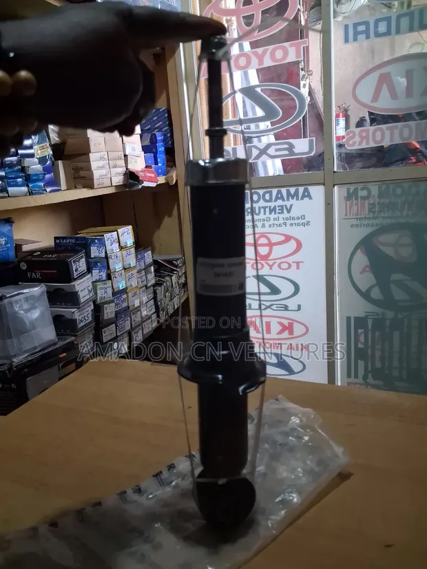 Original Back Shock Toyota Corolla 2008 - 1