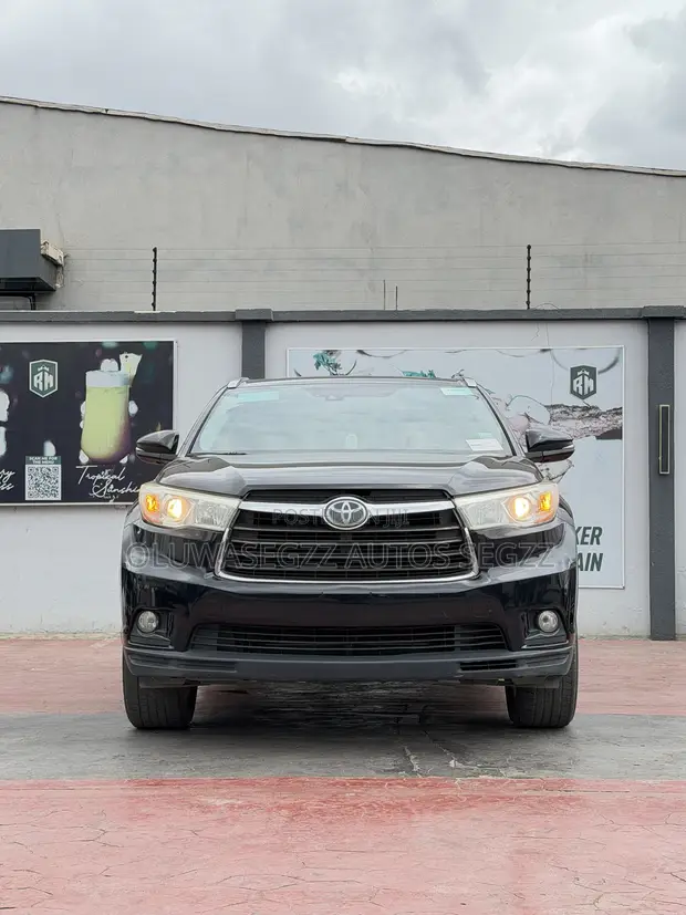 Toyota Highlander Limited V6 4x2 Baƙar Fata 2016 - 1