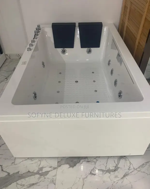 Jacuzzi Bathtub - Sabon Zama - 1