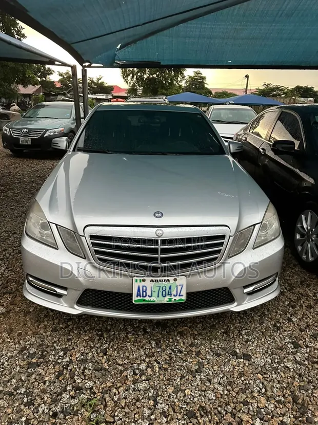 Mercedes-Benz E350 2010 Silver - 1