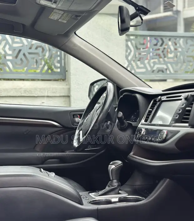 2016 Toyota Highlander Limited V6 4x4 White - 1