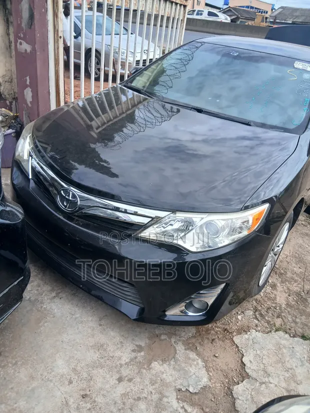 Toyota Camry 2012 Baki - 1