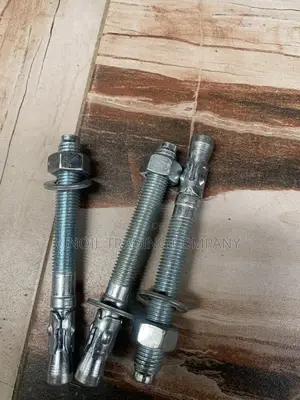 Heavy Duty Wedge Anchor Bolts / Expansion Bolts
