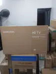 Samsung 32” Smart LED HD TV H5000F - 1