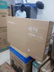Samsung 32” Smart LED HD TV H5000F - 2
