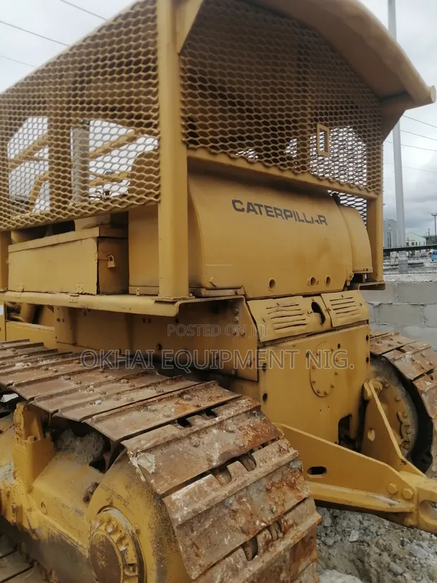 Caterpillar D8K Bulldozer Don Sayarwa - 1