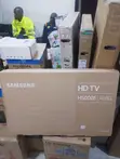 Samsung 32-Inch H5000F HD Smart LED TV - 2