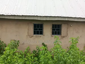 2-Bedroom Apartment for Sale a Usmanty, Ilorin South