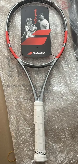 Babolat Pure Strike Rakitar Wasan Tennis