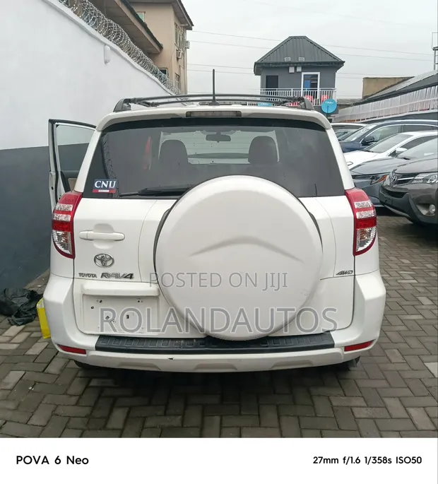 Toyota RAV4 3.5 4x4 2010 White - 1