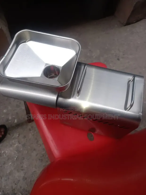 Stanis Kitchen Equipment: Injin Man Fitar Da Mai - 1