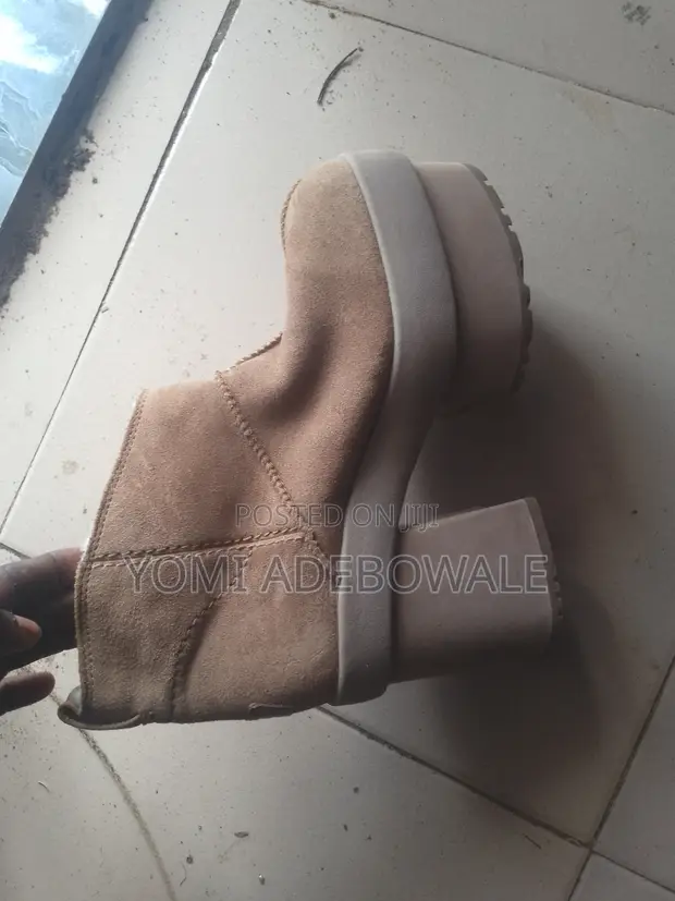 Ugg Ankle Boots da aka Shigo da su - Brown - 1