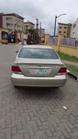 Toyota Camry 2004 Zinariya - 2