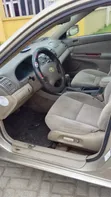 Toyota Camry 2004 Zinariya - 4