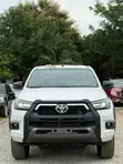 New Toyota Hilux 2025 White - 3