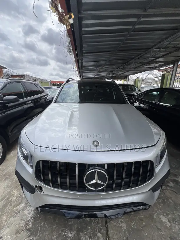 2022 Mercedes-Benz GLB-Class Silver - 1
