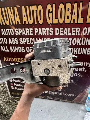 ABS Pump & Module na Toyota Corolla 2004