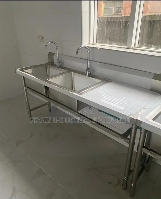 STANIS KITCHEN EQUIPMENT: Double Sink with Side - 1