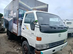 Toyota Dyna 300 Mini Truck - White