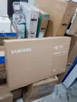 Samsung 32-Inch H5000F HD Smart TV - 2