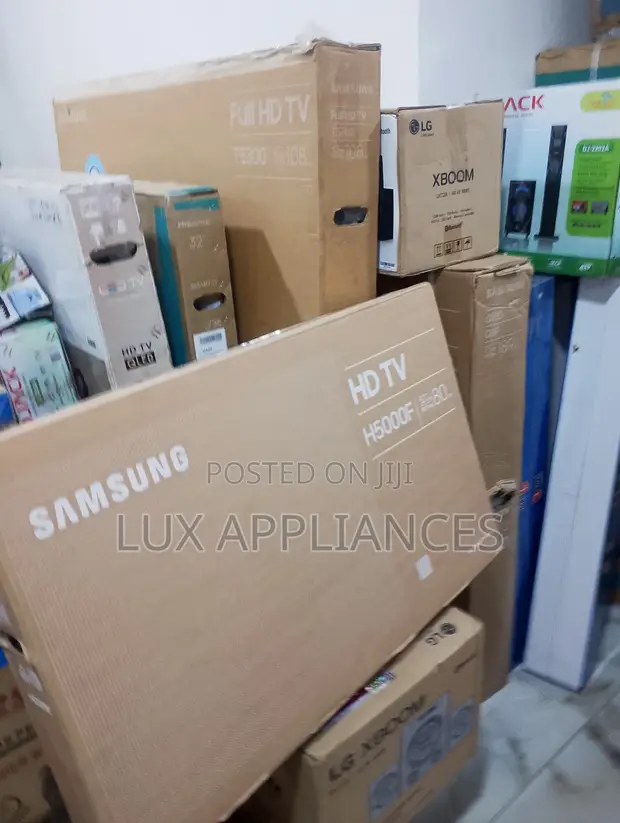Samsung 32-Inch LED Smart TV (Brand New) - 1