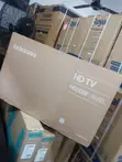Samsung 32 Inch HD Smart LED TV - 1