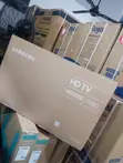 Samsung 32 Inch HD Smart LED TV - 2
