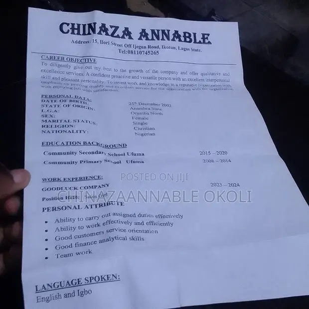 Hotel CV - Female, 23 Years Old - 1