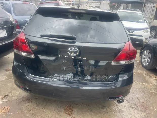 Toyota Venza XLE 2013 Black - 1