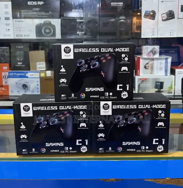 ONIKUMA C1 Wireless Dual Mode Gaming Pad - 1