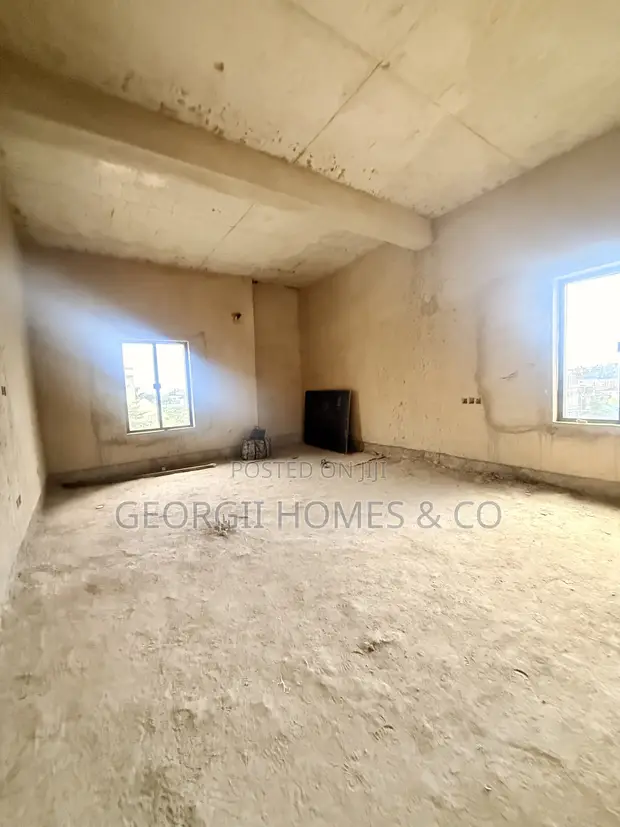 5-Bedroom Duplex don sayarwa a Guzape District - 1