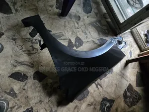 Fender na Toyota Corolla 2014-2018