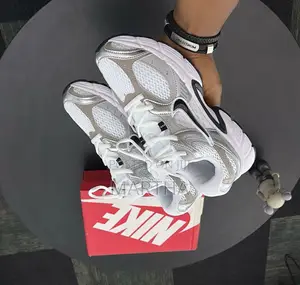 Luxury V5 RNR Nike Sneakers
