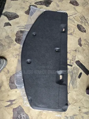 Sabon Bonnet Mat na Toyota Camry