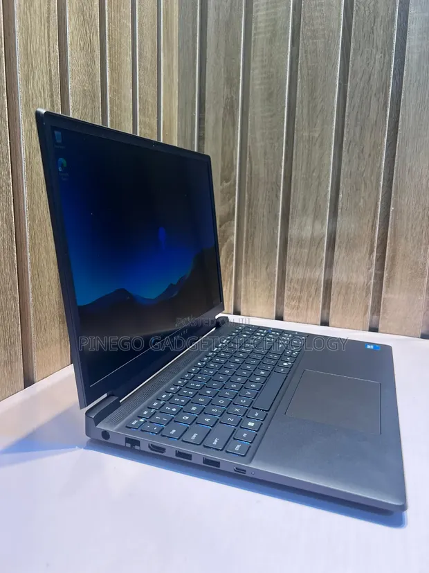 New Alienware M15 Gaming Laptop - Intel Core i7, RTX 4050 - 1