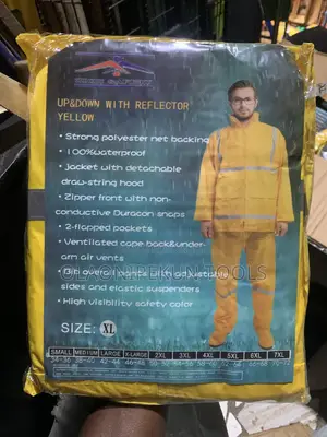 High-Visibility Rain Suit tare da Hood da Bib Overalls