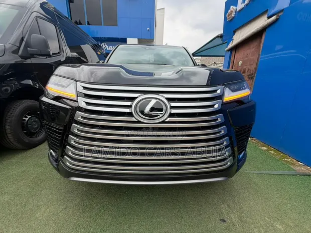 Lexus LX 600 2023 Black - 1