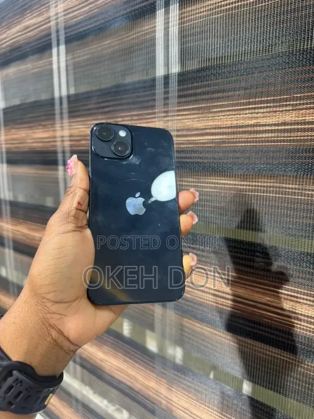 Apple iPhone 14 256GB Black - 1